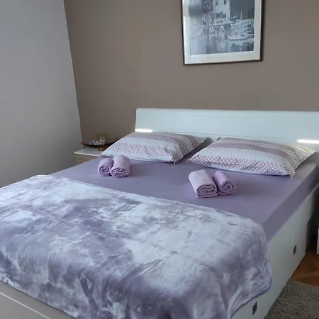 Апартаменты Iris